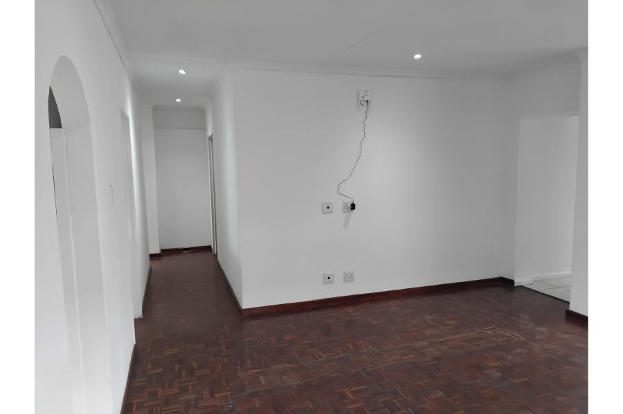 4 Bedroom Property for Sale in Zeekoevlei Western Cape